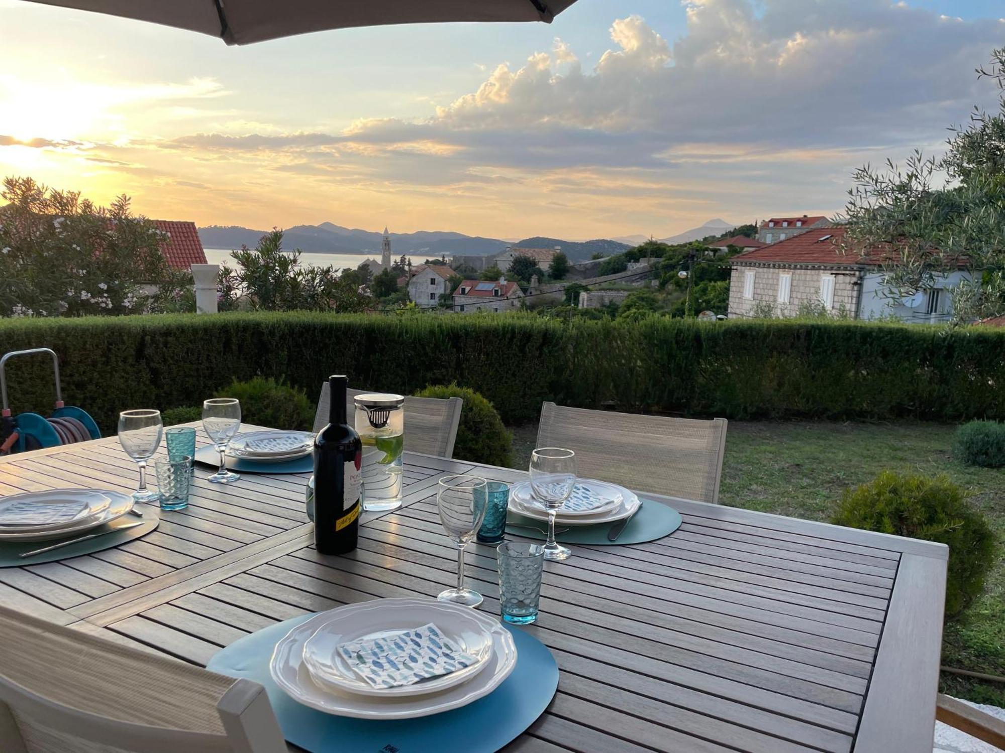 Charming Sea View "Villa Divine" - 2Min From The Sea Lopud Bagian luar foto