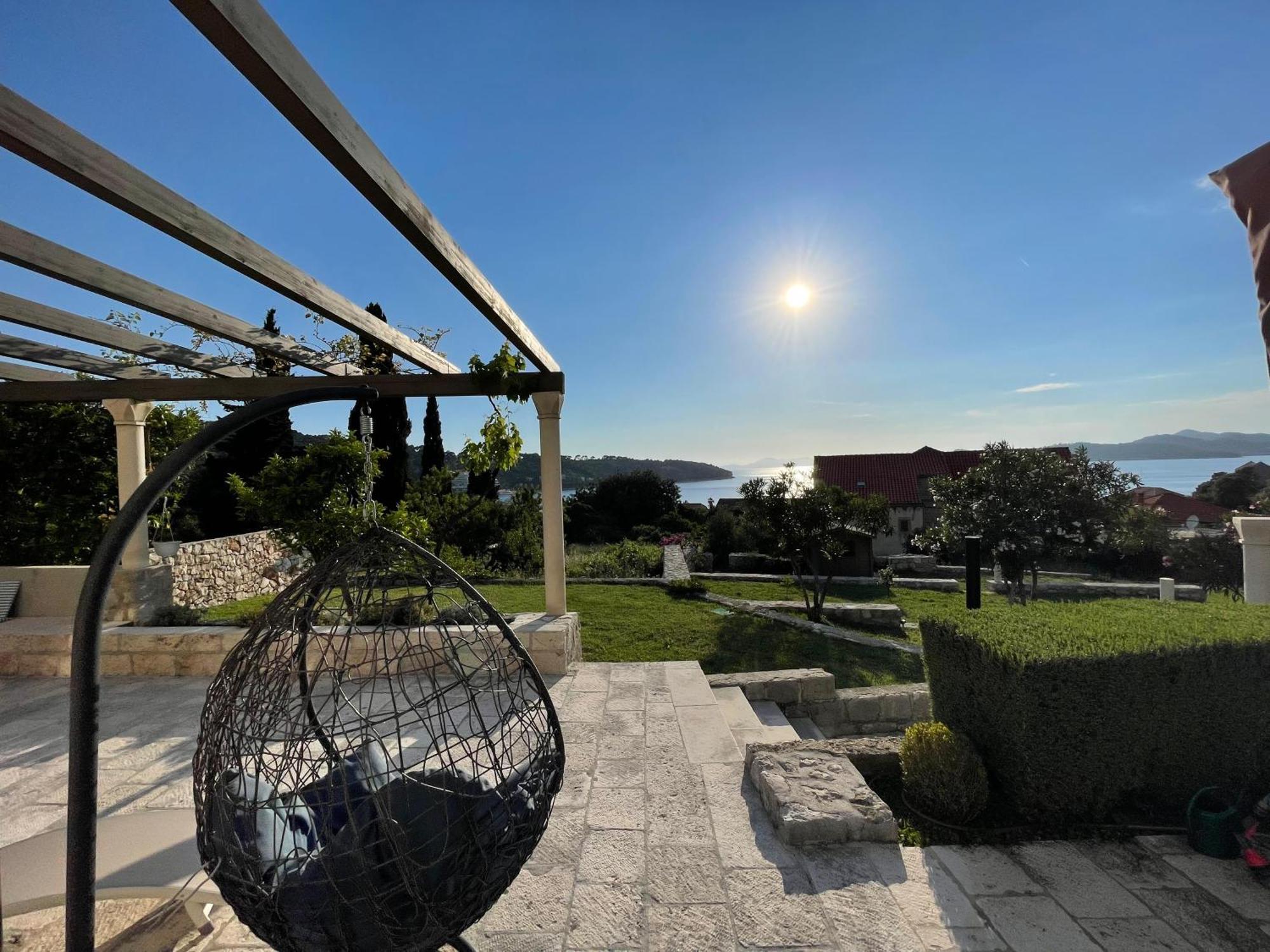 Charming Sea View "Villa Divine" - 2Min From The Sea Lopud Bagian luar foto