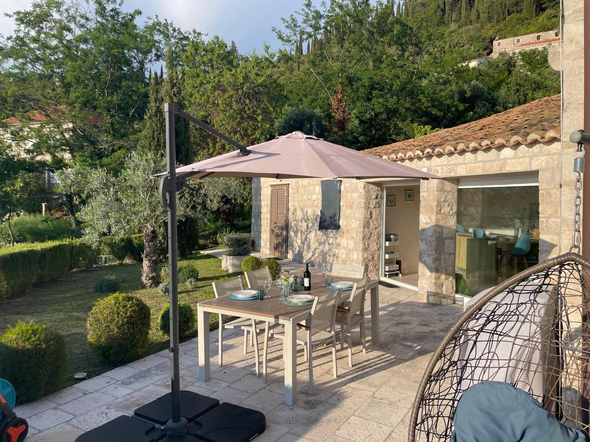 Charming Sea View "Villa Divine" - 2Min From The Sea Lopud Bagian luar foto